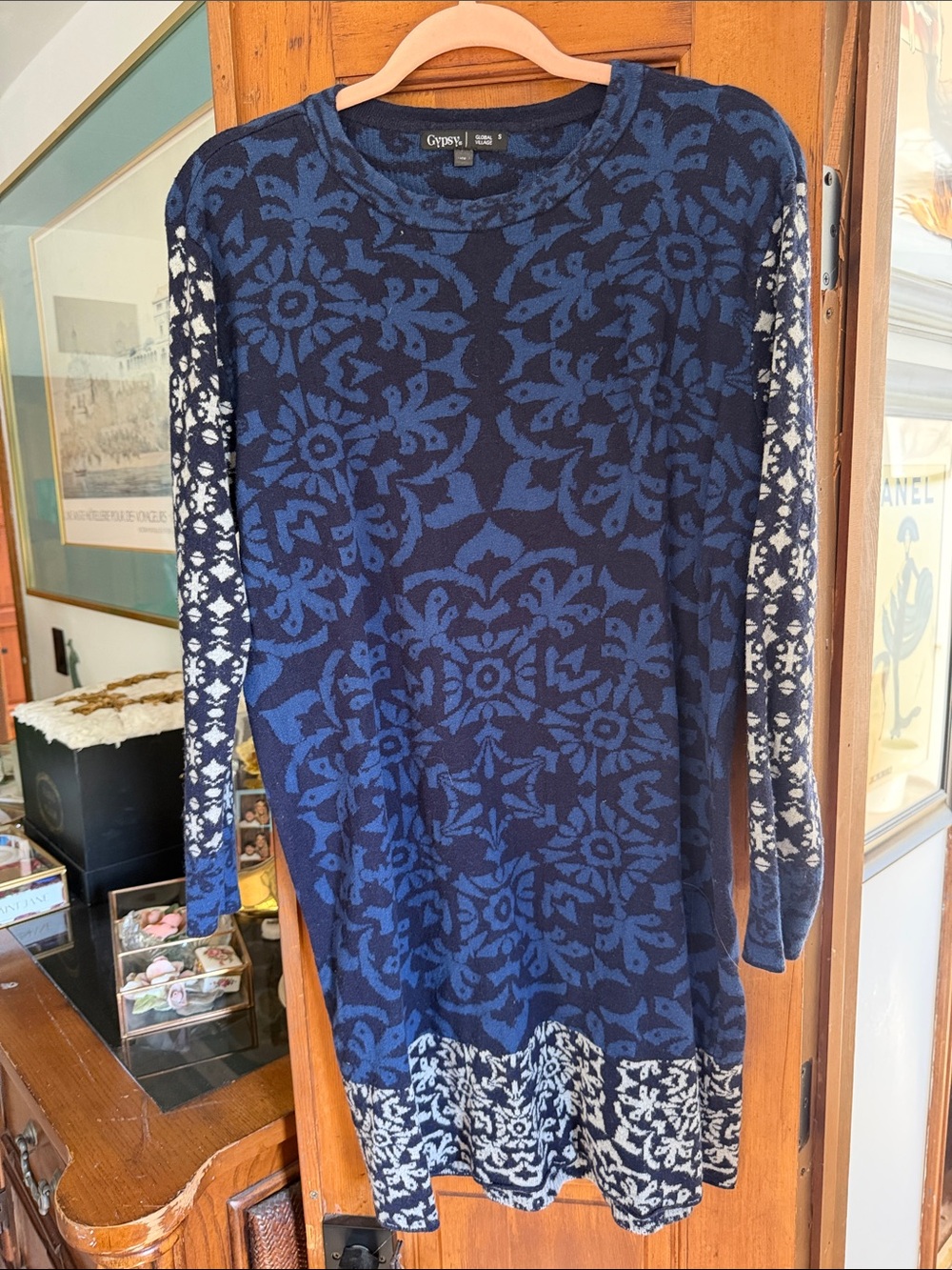 Gypsy 05 Navy and White Long-Sleeve Floral Knit Dress